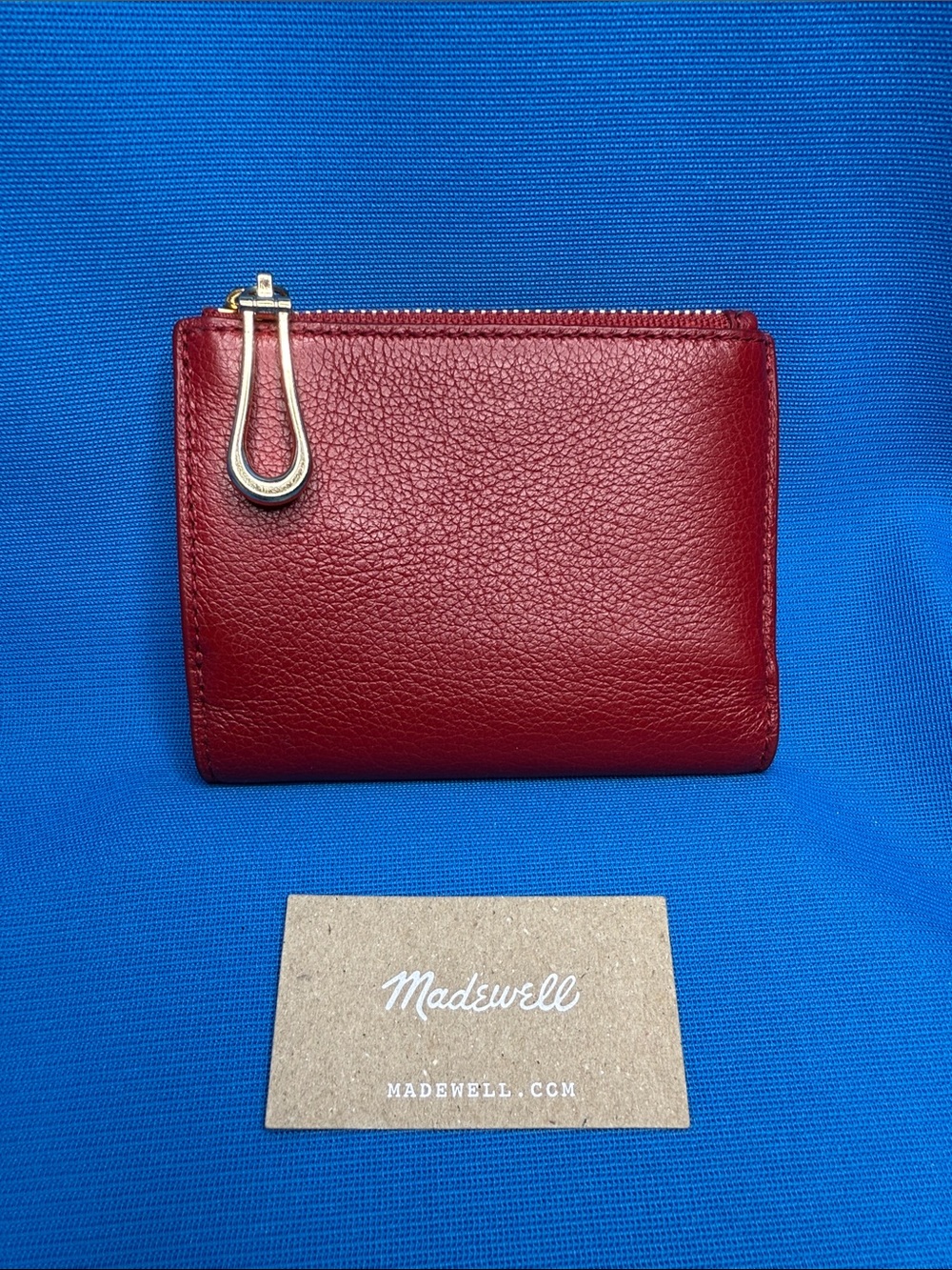 MADEWELL DEEP RED LEATHER ZIP COIN & CREDIT CARD & CASH / BILL HOLDER WALLET